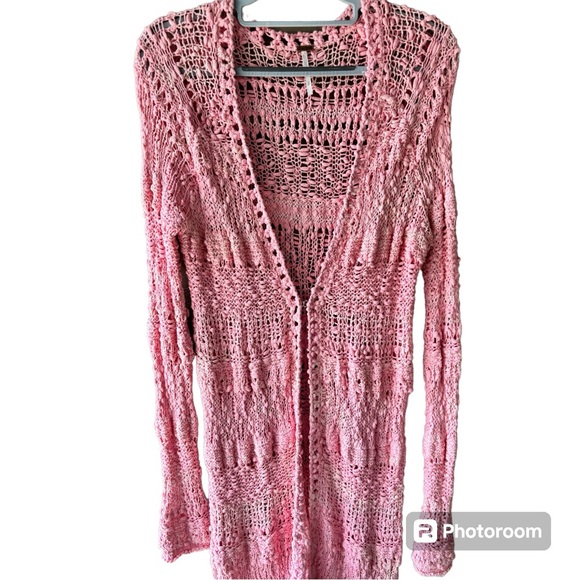 Free People Ombré Crochet Cardi in Pink. Size Small. - Picture 5 of 10